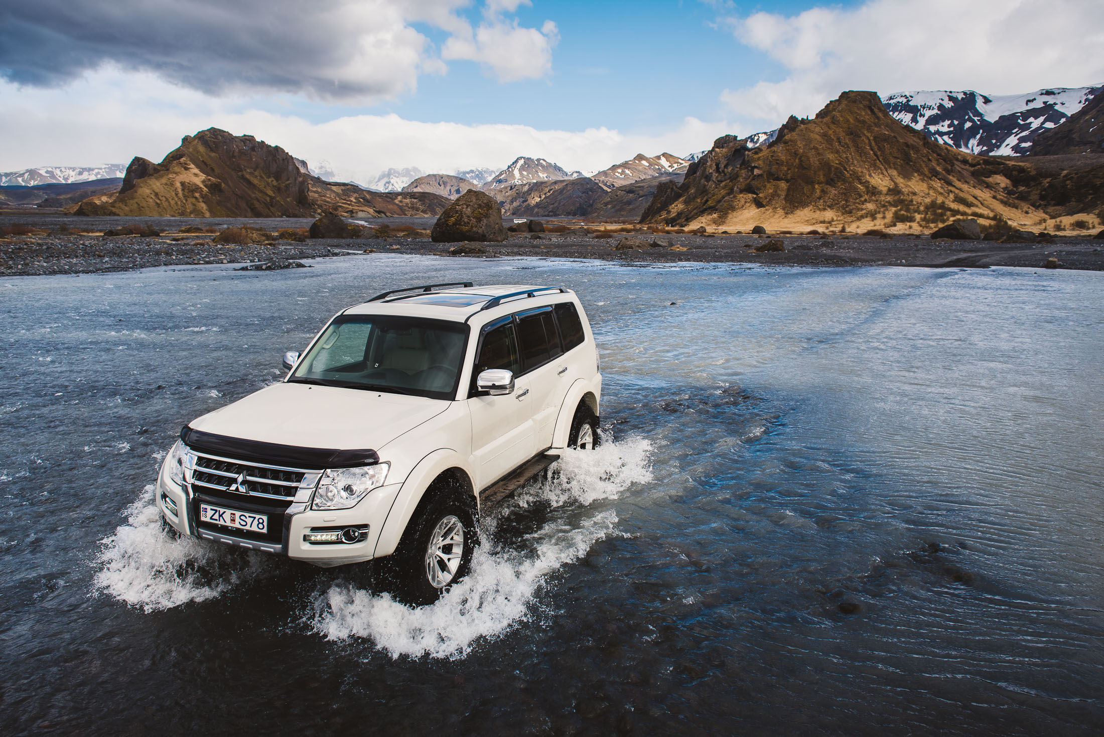 Arctic Trucks does its work on the Mitsubishi Montero Sport